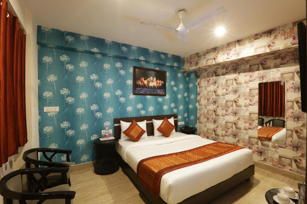 Hotel Emerald Park At Airport Neu-Delhi Exterior foto