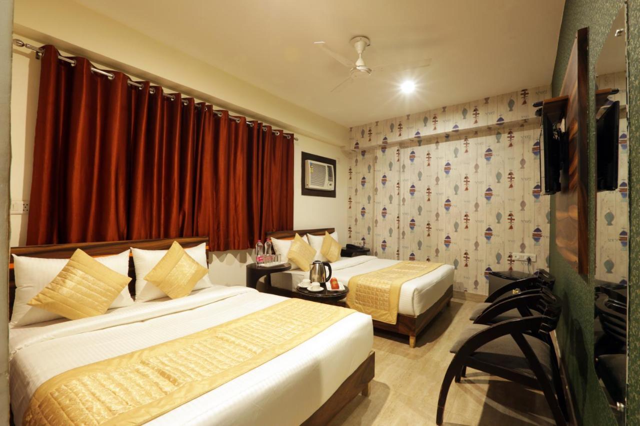 Hotel Emerald Park At Airport Neu-Delhi Exterior foto