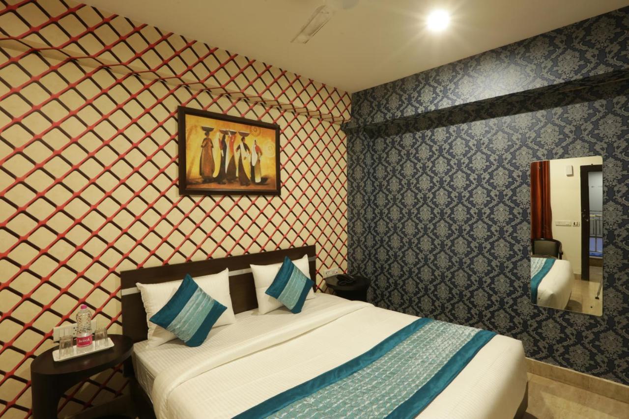 Hotel Emerald Park At Airport Neu-Delhi Exterior foto